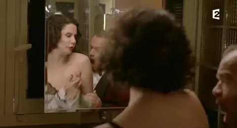 Alessandra Martines Nude - Le Romancier Martin (2012)