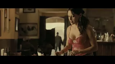 Elizabeth Cervantes Nude - El infierno (2010)