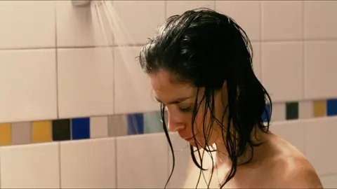 Michelle Williams, Sarah Silverman nude - Take This Waltz (2011)