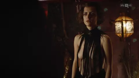 Liv Lisa Fries Nude - Babylon Berlin (2017) s02e02