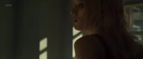 Mackenzie Davis Nude - Blade Runner 2049 (US 2017)