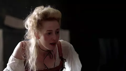 Holli Dempsey, Eloise Smyth - Harlots S01E01 (2017)