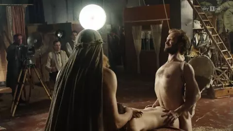 Franziska Holitschke nude - Babylon Berlin s01 (2017)