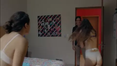 Macarena Achaga, Barbara Lopez nude - Amar a Muerte s01e032 (2018)