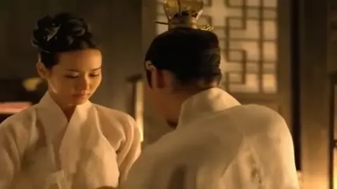 Jo Yeo-jeong nude excites shogun and gets nailed in Korean film Concubine (2012)