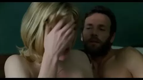 5x2 story of sexy Valeria Bruni Tedeschi who lies next to man and gets fucked (2004)