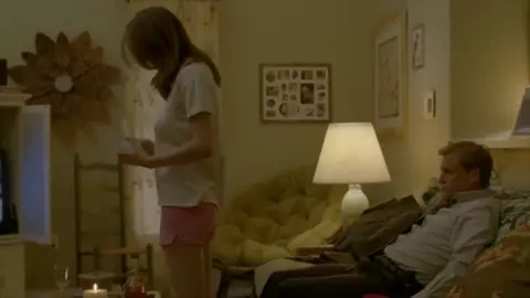 Alexandra Daddario welcomes BDSM lover and handcuffs him before bonking in True Detective