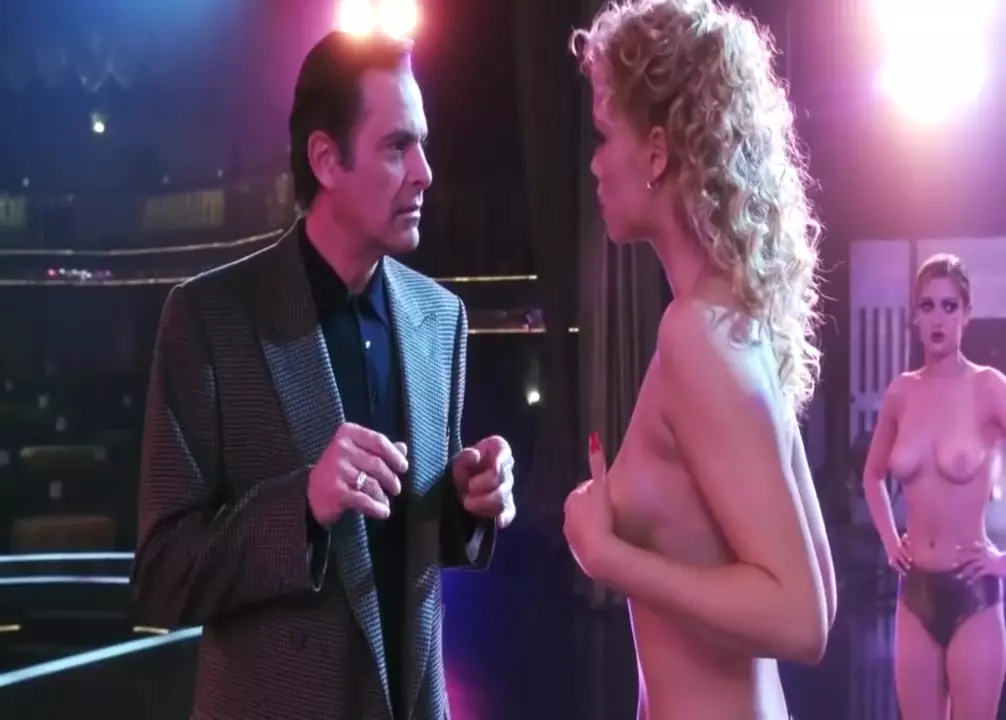 Strippers Elizabeth Berkley And Gina Gershon Excite Men And Chicks In Showgirls Naked