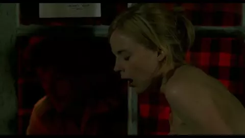 Isabelle Carre flirts with younger and older boyfriends in French movie Feelings (2003)