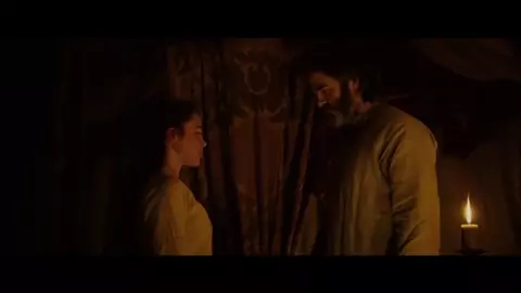 Man misuses power to fuck the girl he loves to see how she cums in Outlaw King (2018)