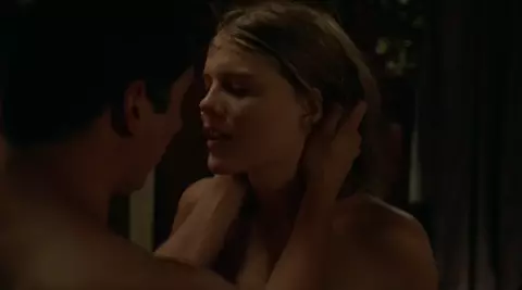 Explicit HD moments of sex with Emma Greenwell from TV series Shameless S05E03 (2015)